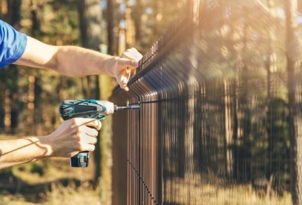 fence repair sunshine coast